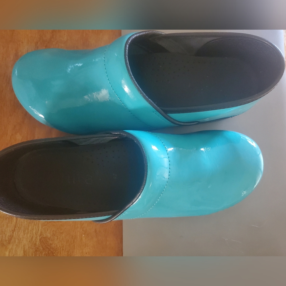 New Sanita Clogs